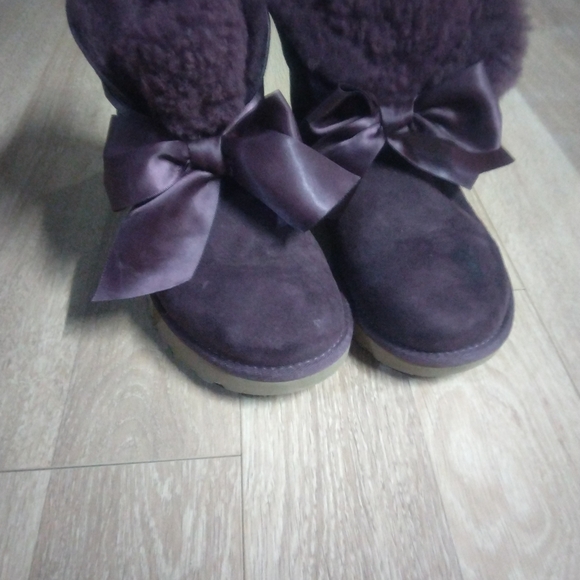 UGG Women's Dark Purple Winter Boots with Satin Bows - Picture 1 of 3